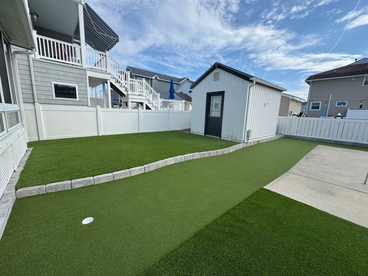 Artificial Turf & Putting Greens